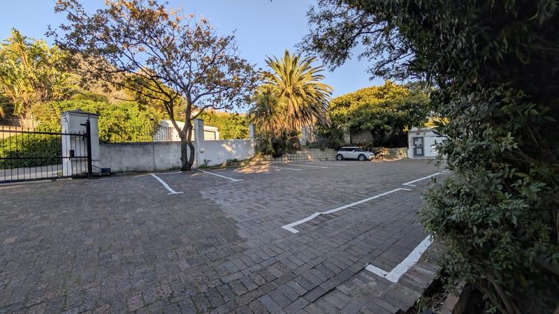 To Let Commercial Property for Rent in Hout Bay Western Cape